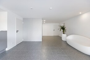 Modern Studio @ Palácio de Cristal