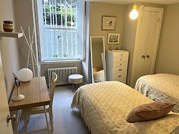 JOIVY Vibrant City Centre 2-bed Apt.