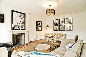 JOIVY Re-Imagined Flat in Georgian Architecture Townhouse