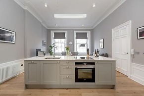 JOIVY Torphichen Street 5 Star Luxury Apartment