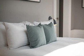 JOIVY Torphichen Street 5 Star Luxury Apartment