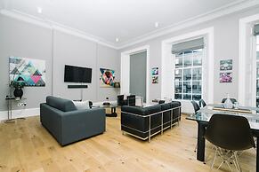 JOIVY Apartments - Huge 5* Georgian Apartment - Great Location