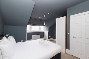 JOIVY Apartments - 5* Central Georgian Apartment (2 Bed)