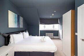 JOIVY Apartments - 5* Central Georgian Apartment (2 Bed)