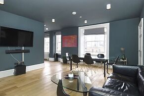 JOIVY Apartments - 5* Central Georgian Apartment (2 Bed)