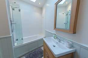 JOIVY Luxury New Town Apartment