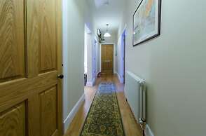 JOIVY Luxury New Town Apartment