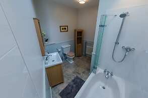 JOIVY Luxury New Town Apartment