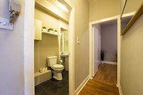 JOIVY Great Location! - Charming Apt by Edinburgh Castle