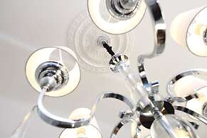 JOIVY Stunning Ground-floor 2bedrm New Town Apt