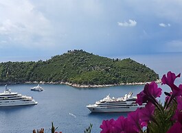 Blue Harmony Sea View Apartment