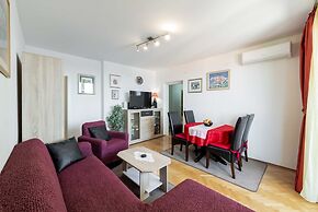 Blue Harmony Sea View Apartment