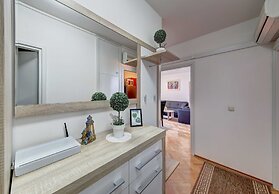 Blue Harmony Sea View Apartment