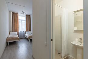 Hotel Dynasty on Belorusskaya