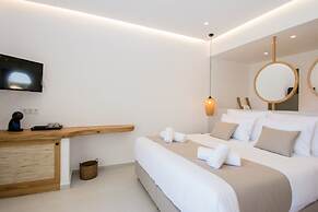 Aqua Blu - Adults Only  by Checkin