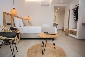 Aqua Blu - Adults Only  by Checkin