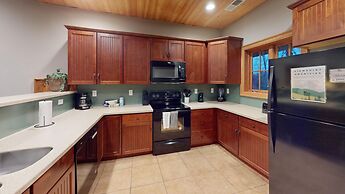 Viewpoint Condominiums