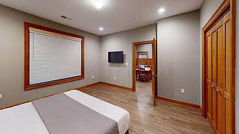 Viewpoint Condominiums