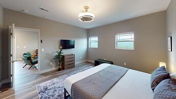 Viewpoint Condominiums