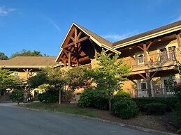 Viewpoint Condominiums