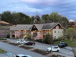 Viewpoint Condominiums