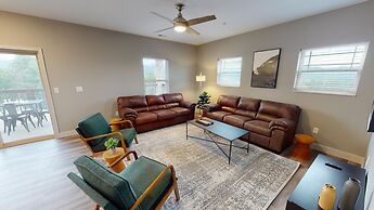 Viewpoint Condominiums