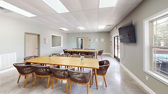 Viewpoint Condominiums