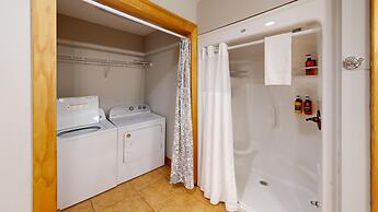 Viewpoint Condominiums