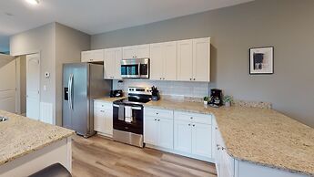 Viewpoint Condominiums