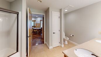 Viewpoint Condominiums