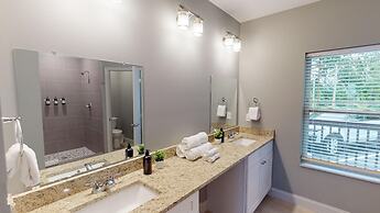 Viewpoint Condominiums