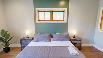 Viewpoint Condominiums