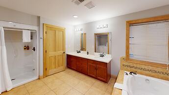 Viewpoint Condominiums