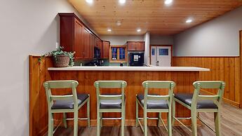 Viewpoint Condominiums