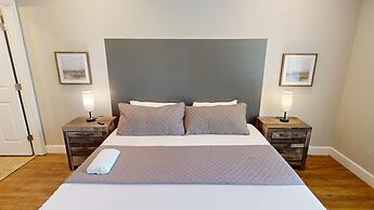 Viewpoint Condominiums