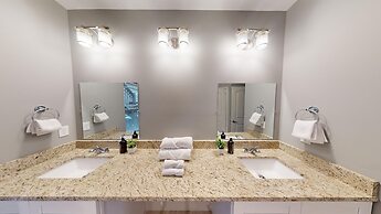 Viewpoint Condominiums