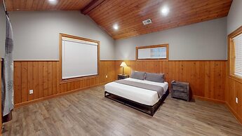 Viewpoint Condominiums