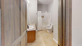 Viewpoint Condominiums