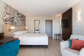 Four Points by Sheraton Sesimbra