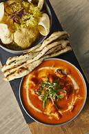 Courtyard by Marriott London City Airport