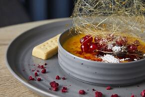 Courtyard by Marriott London City Airport