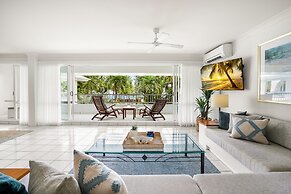 Belle Escapes - Oceanview Suite Alamanda Beachfront Resort 