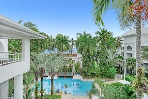 Belle Escapes - Oceanview Suite Alamanda Beachfront Resort 