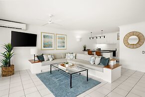 Belle Escapes - Oceanview Suite Alamanda Beachfront Resort 