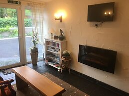 Hazelbrook Self Catering - Maximum 6 Persons