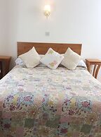 Hazelbrook Self Catering - Maximum 6 Persons