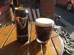 Hazelbrook Self Catering - Maximum 6 Persons