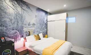 Crystal Le Apartment Danang