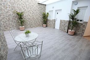 Hostal Palmones