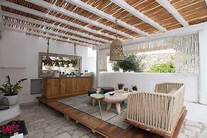 Island Mykonos Suites & Studios